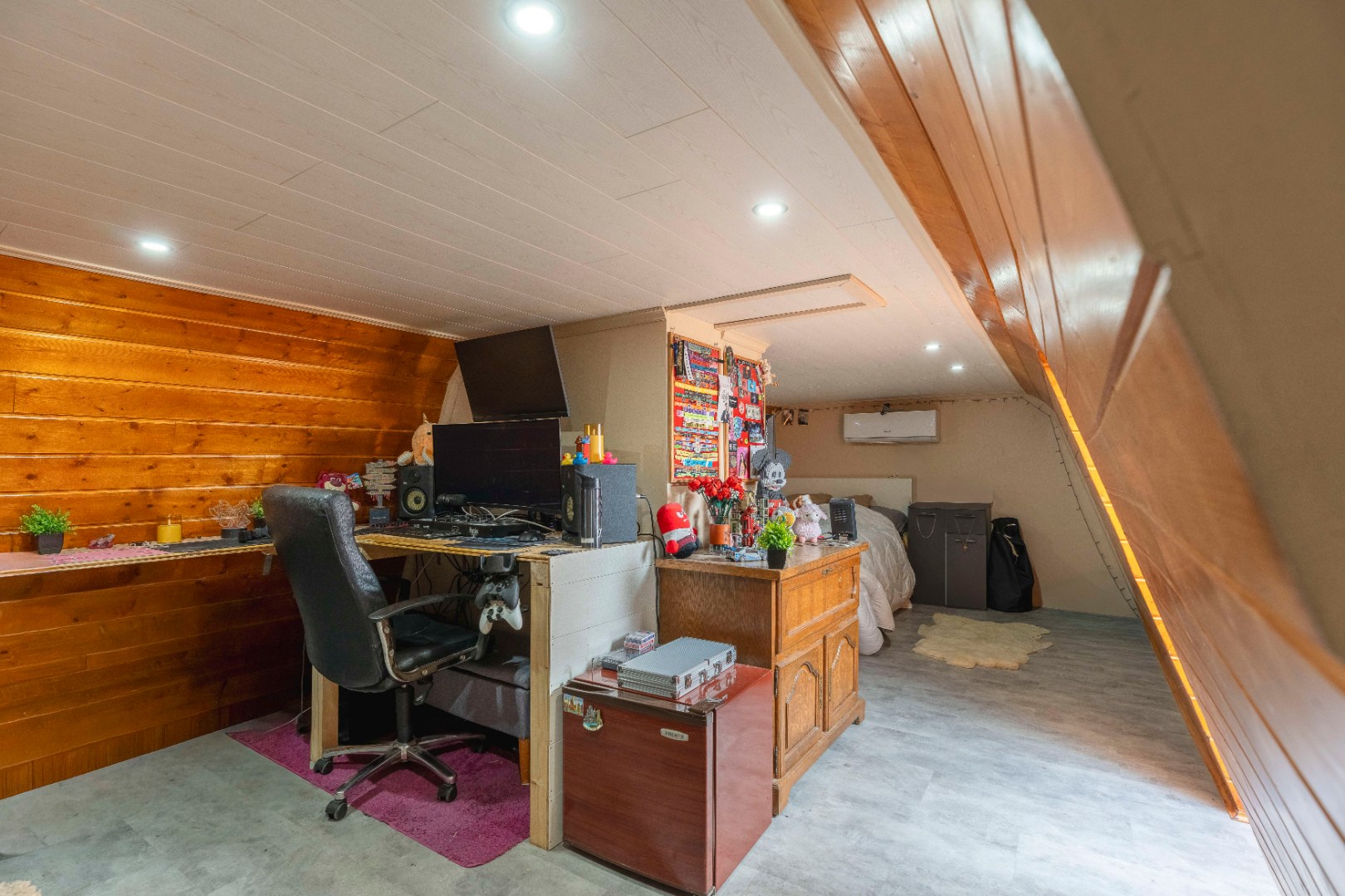 Listing - Heule