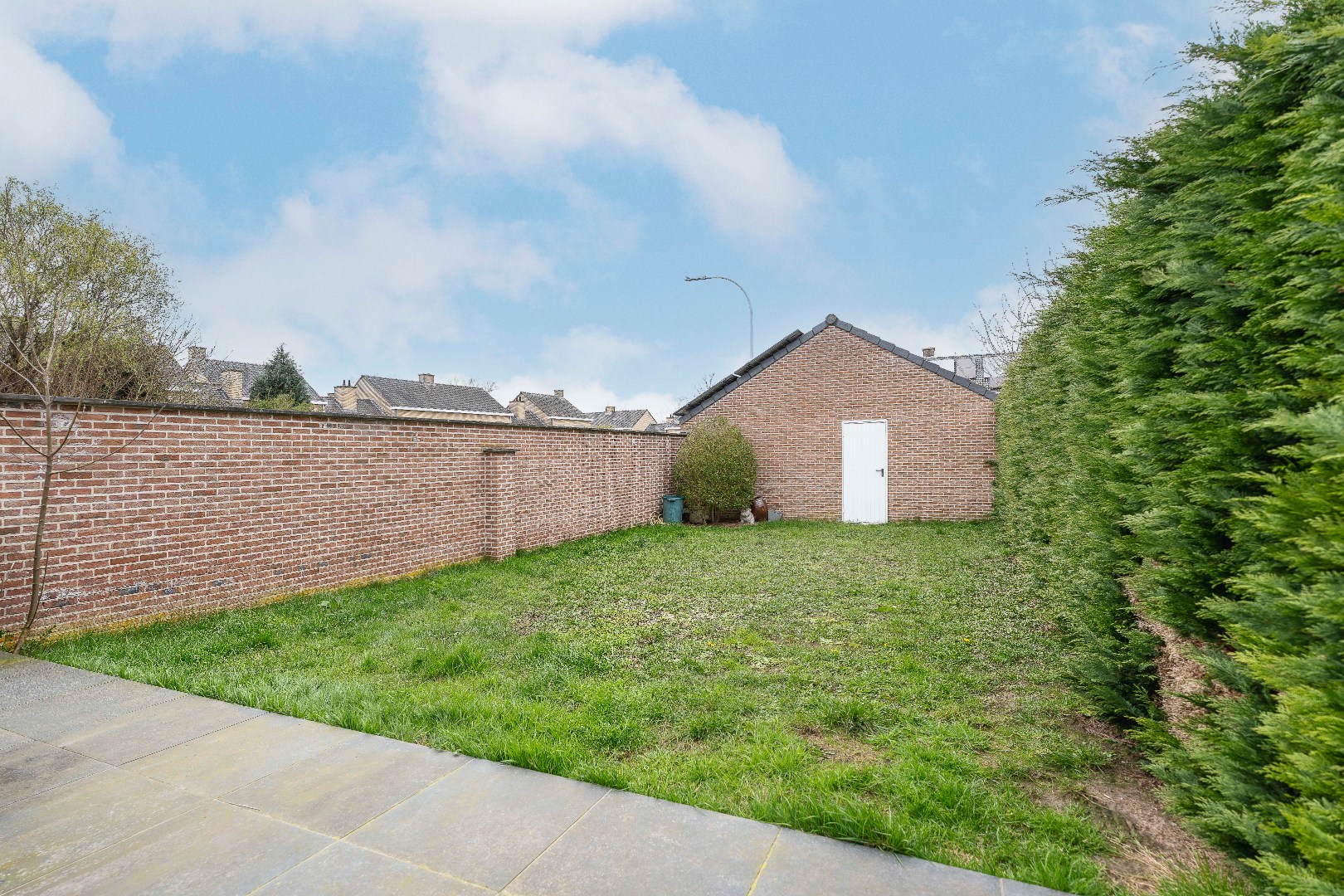Listing - Heule